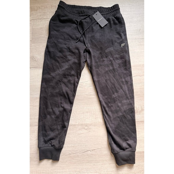 NWT Men's The year round terry Jogger Large dark camo by Fabletics - Picture 7 of 12